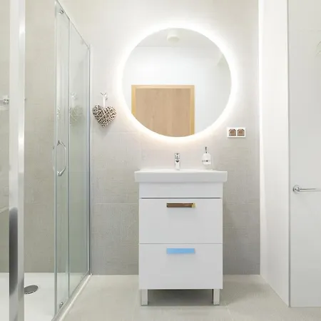 Aquamarina Prima Marina Invest *